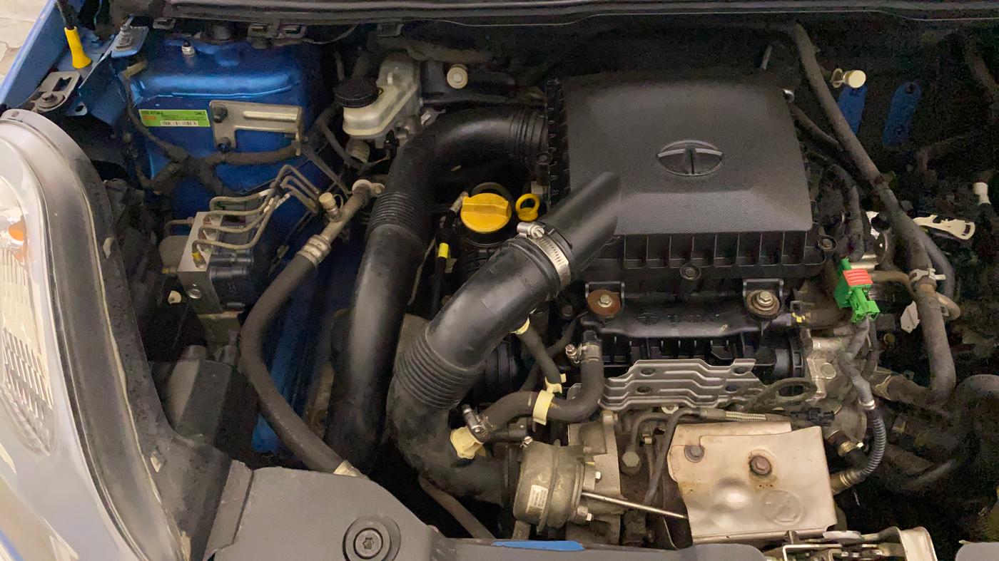 2018 Tata NEXON XT PETROL, Petrol, Manual, 68,869 km, Engine View - Right