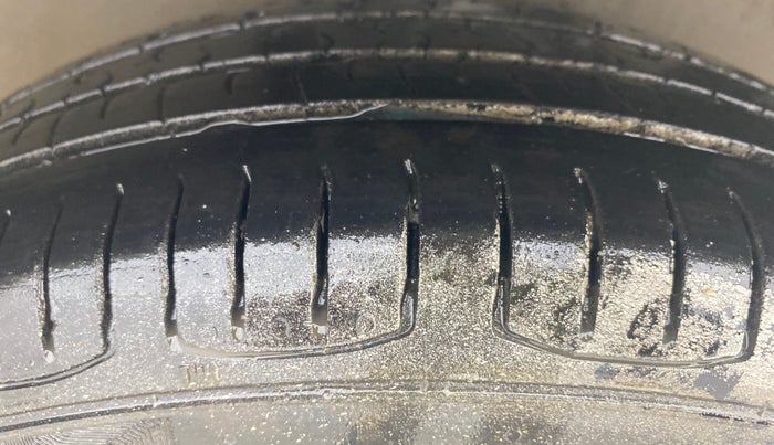 2018 Maruti Celerio VXI CNG, CNG, Manual, 72,550 km, Right Front Tyre Tread