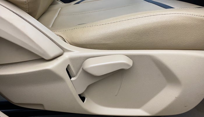 2020 Ford Figo Aspire 1.2 TITANIUM PETROL, Petrol, Manual, 8,138 km, Driver Side Adjustment Panel