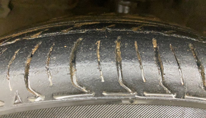 2016 Maruti Celerio ZXI AMT, Petrol, Automatic, 91,711 km, Left Front Tyre Tread