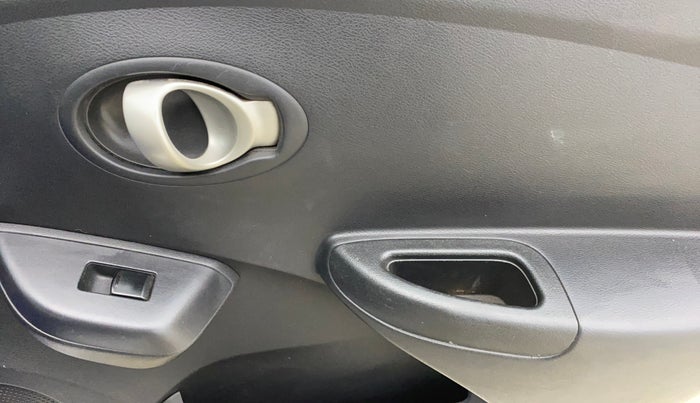 2018 Datsun Go Plus T (O), Petrol, Manual, 33,327 km, Driver Side Door Panels Control