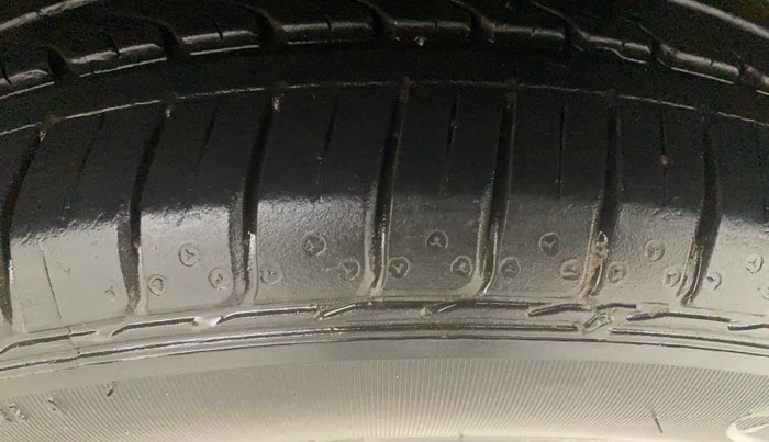 2021 Honda Jazz 1.2L I-VTEC VX CVT, Petrol, Automatic, 13,351 km, Left Rear Tyre Tread