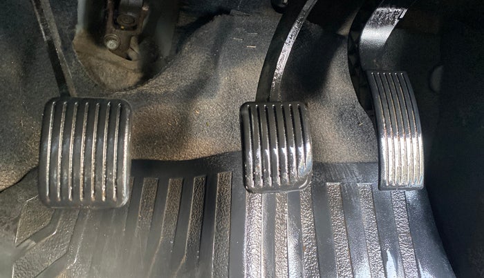 2017 Hyundai Xcent S 1.2, Petrol, Manual, 89,108 km, Pedals