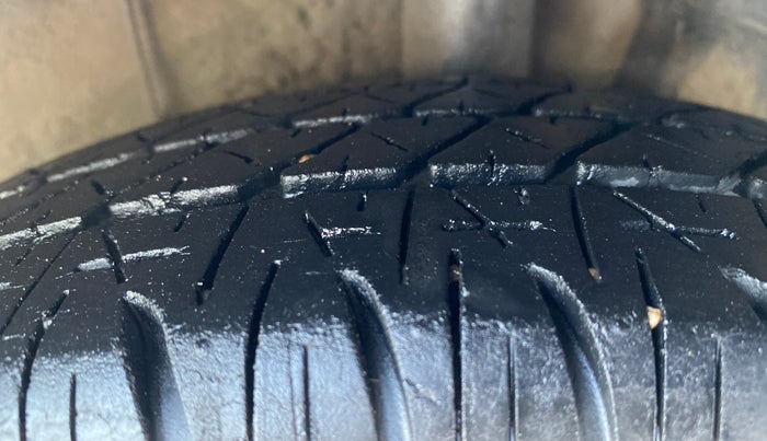 2017 Hyundai Xcent S 1.2, Petrol, Manual, 89,108 km, Left Rear Tyre Tread