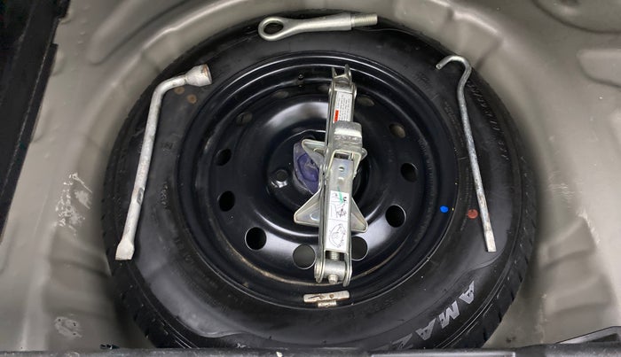 2020 Maruti Swift VXI, Petrol, Manual, 41,044 km, Spare Tyre