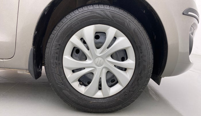 2020 Maruti Swift VXI, Petrol, Manual, 41,044 km, Right Front Wheel