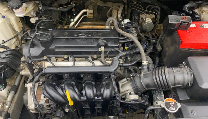 2016 Hyundai Elite i20 ASTA 1.2 (O), Petrol, Manual, 99,087 km, Engine View