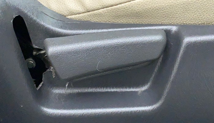 2018 Maruti Alto K10 VXI P, Petrol, Manual, 23,328 km, Driver Side Adjustment Panel