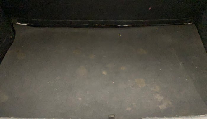 2017 Hyundai Elite i20 SPORTZ 1.4 CRDI, Diesel, Manual, 1,12,166 km, Boot Inside