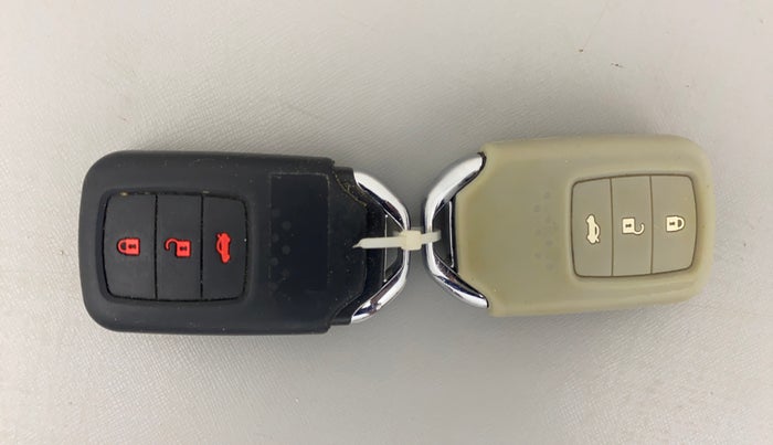 2016 Honda City 1.5L I-VTEC VX (O) MT, Petrol, Manual, 62,077 km, Key Close Up