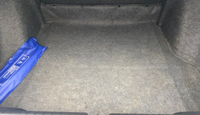 2016 Honda City 1.5L I-VTEC VX (O) MT, Petrol, Manual, 62,077 km, Boot Inside