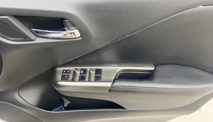 2016 Honda City 1.5L I-VTEC VX (O) MT, Petrol, Manual, 62,077 km, Driver Side Door Panels Control