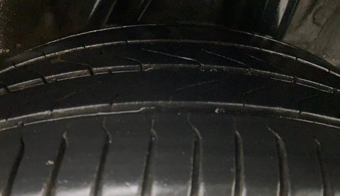 2016 Honda City 1.5L I-VTEC VX (O) MT, Petrol, Manual, 62,077 km, Left Rear Tyre Tread