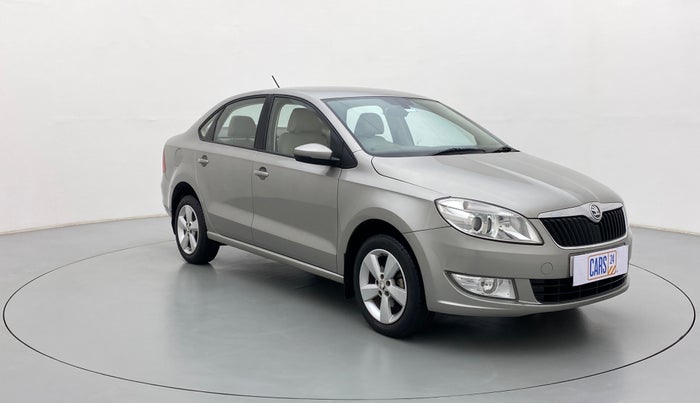 2016 Skoda Rapid 1.6 MPI MT STYLE PLUS, Petrol, Manual, 46,030 km, Right Front Diagonal
