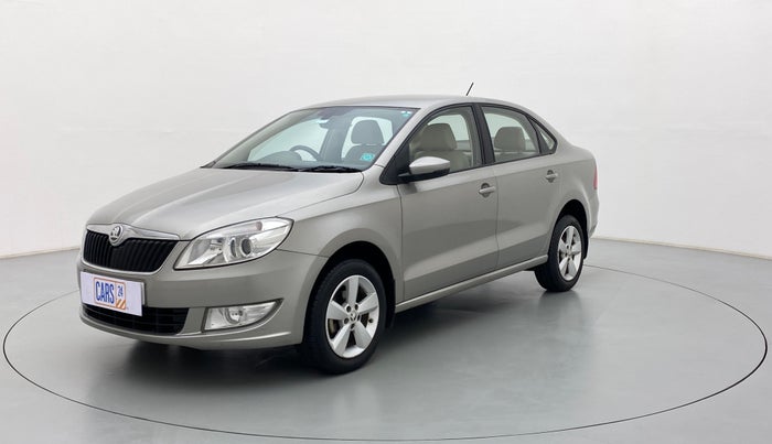 2016 Skoda Rapid 1.6 MPI MT STYLE PLUS, Petrol, Manual, 46,030 km, Left Front Diagonal
