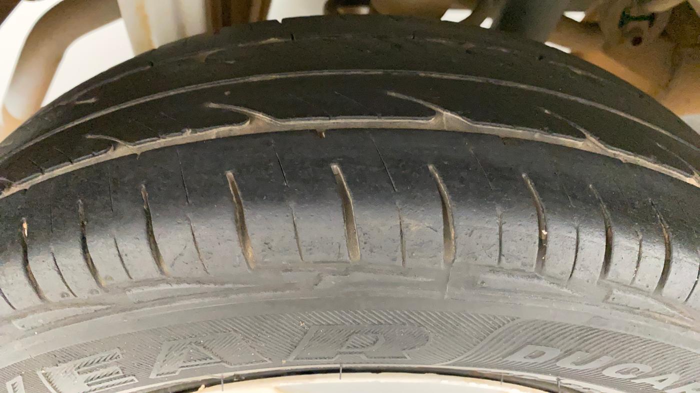 2013 Maruti Alto 800 LXI, Petrol, Manual, 61,994 km, Right Rear Tyre Tread