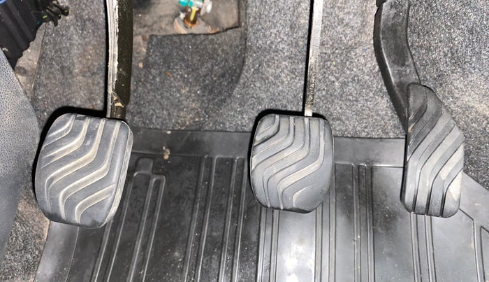 2016 Renault Kwid RXT 0.8, Petrol, Manual, 50,265 km, Pedals