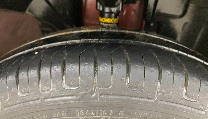 2016 Renault Kwid RXT 0.8, Petrol, Manual, 50,265 km, Right Front Tyre Tread