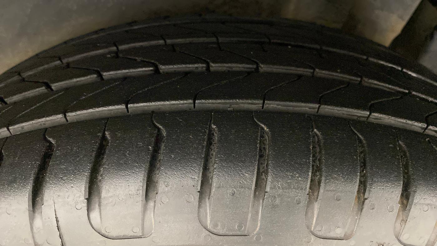 2017 Maruti IGNIS ZETA 1.2 AMT, Petrol, Automatic, 74,979 km, Left Rear Tyre Tread