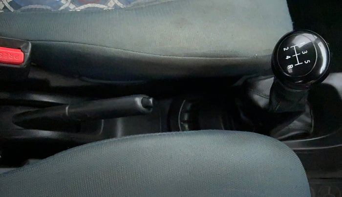2017 Maruti Wagon R 1.0 LXI CNG, CNG, Manual, 44,723 km, Gear Lever
