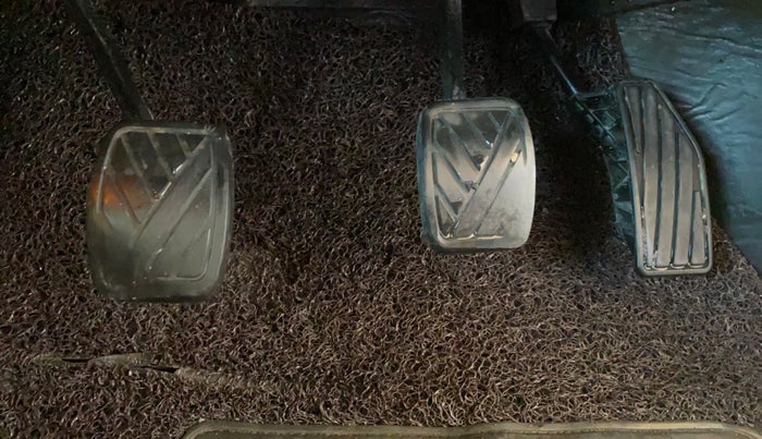 2016 Maruti Baleno ALPHA PETROL 1.2, Petrol, Manual, 1,15,161 km, Pedals