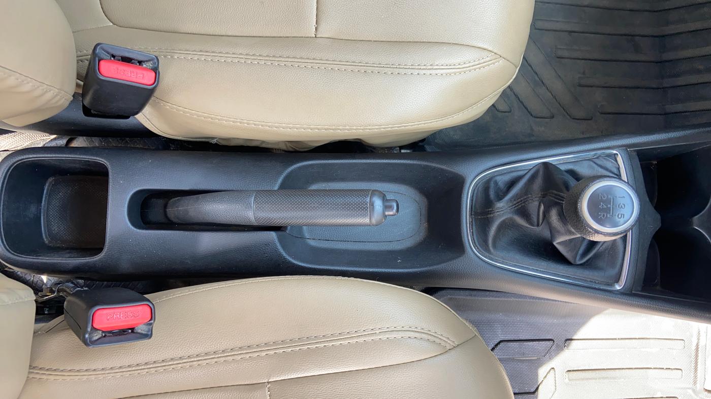 2022 Honda Amaze 1.2L I-VTEC VX, Petrol, Manual, 40,778 km, Gear Lever