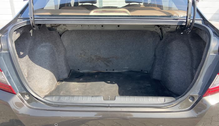 2022 Honda Amaze 1.2L I-VTEC VX, Petrol, Manual, 40,778 km, Boot Inside