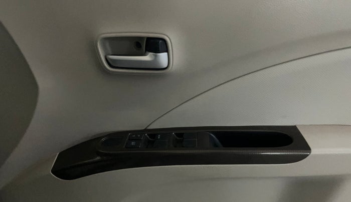 2019 Maruti Celerio VXI (O) CNG, CNG, Manual, 85,328 km, Driver Side Door Panels Control