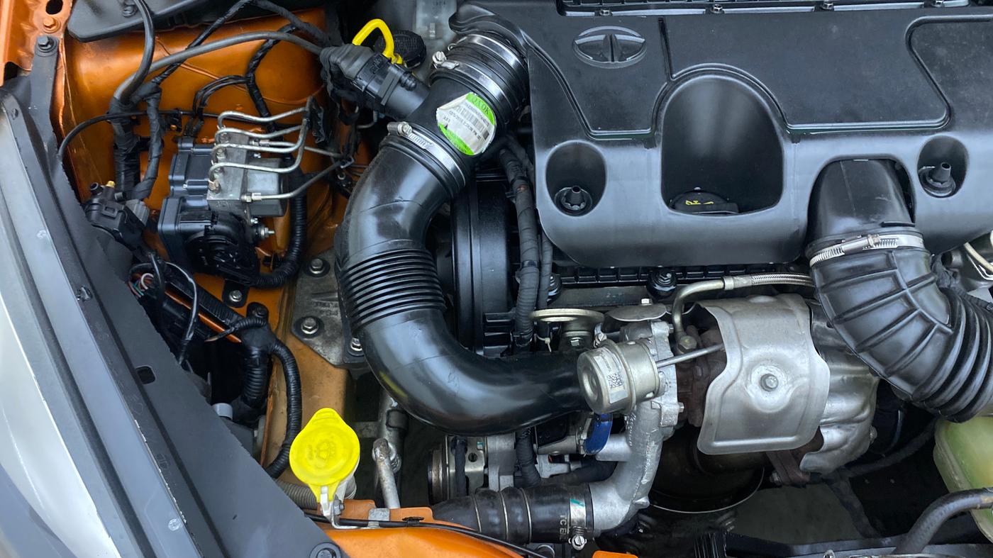 2018 Tata Tiago XZ PLUS DIESEL, Diesel, Manual, 1,05,113 km, Engine View - Right