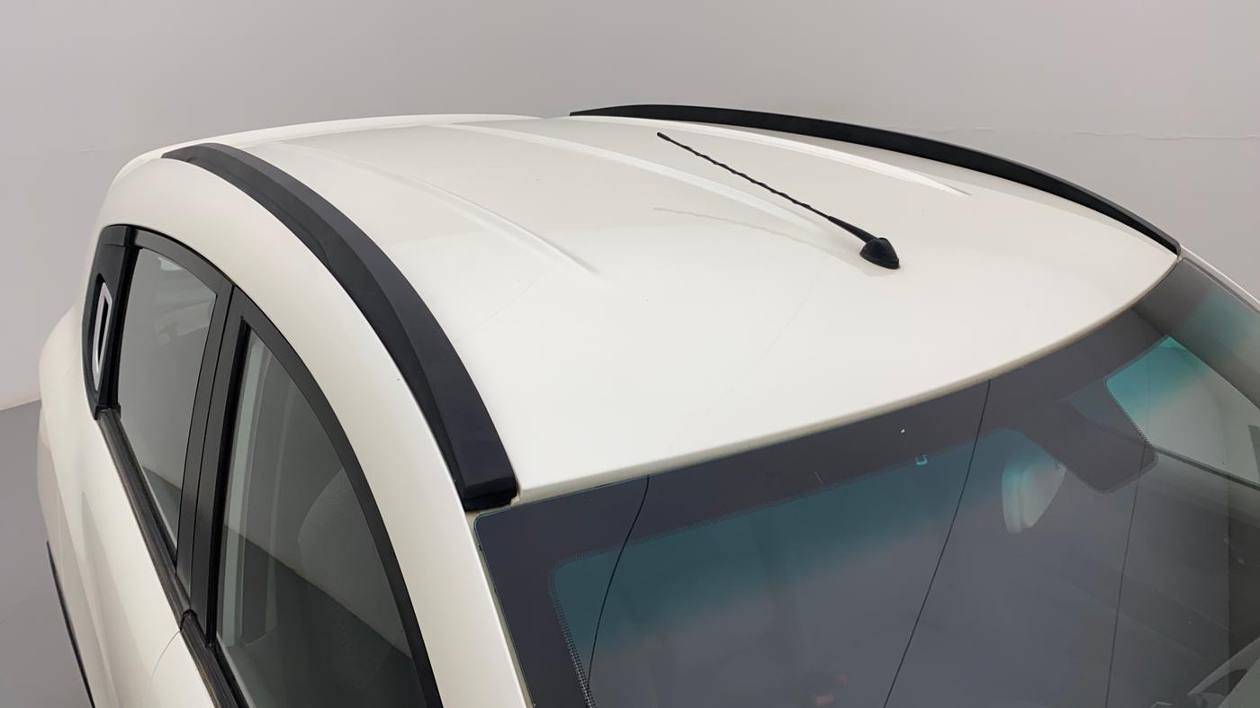 2016 Mahindra Kuv100 K8 6 STR, Petrol, Manual, 24,964 km, Roof