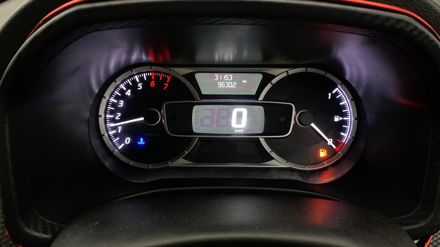 2021 Nissan Kicks XV 1.5, Petrol, Manual, 31,153 km, Odometer Image