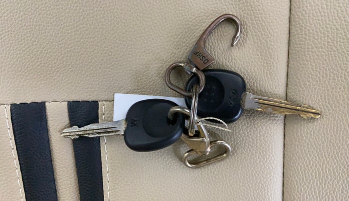 2019 Hyundai NEW SANTRO ERA EXECUTIVE, Petrol, Manual, 33,047 km, Key Close Up