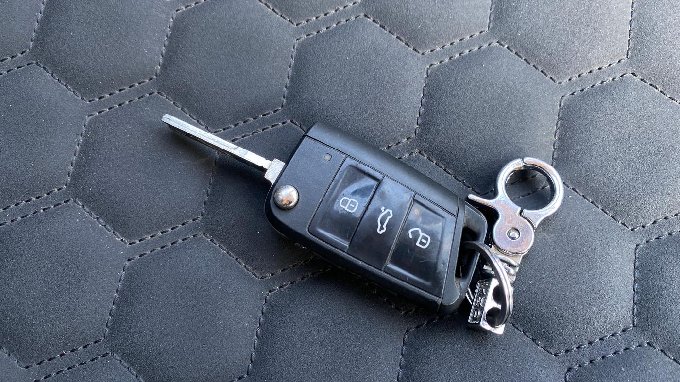 2022 Skoda KUSHAQ AMBITION 1.0L TSI MT, Petrol, Manual, 52,241 km, Key Close Up