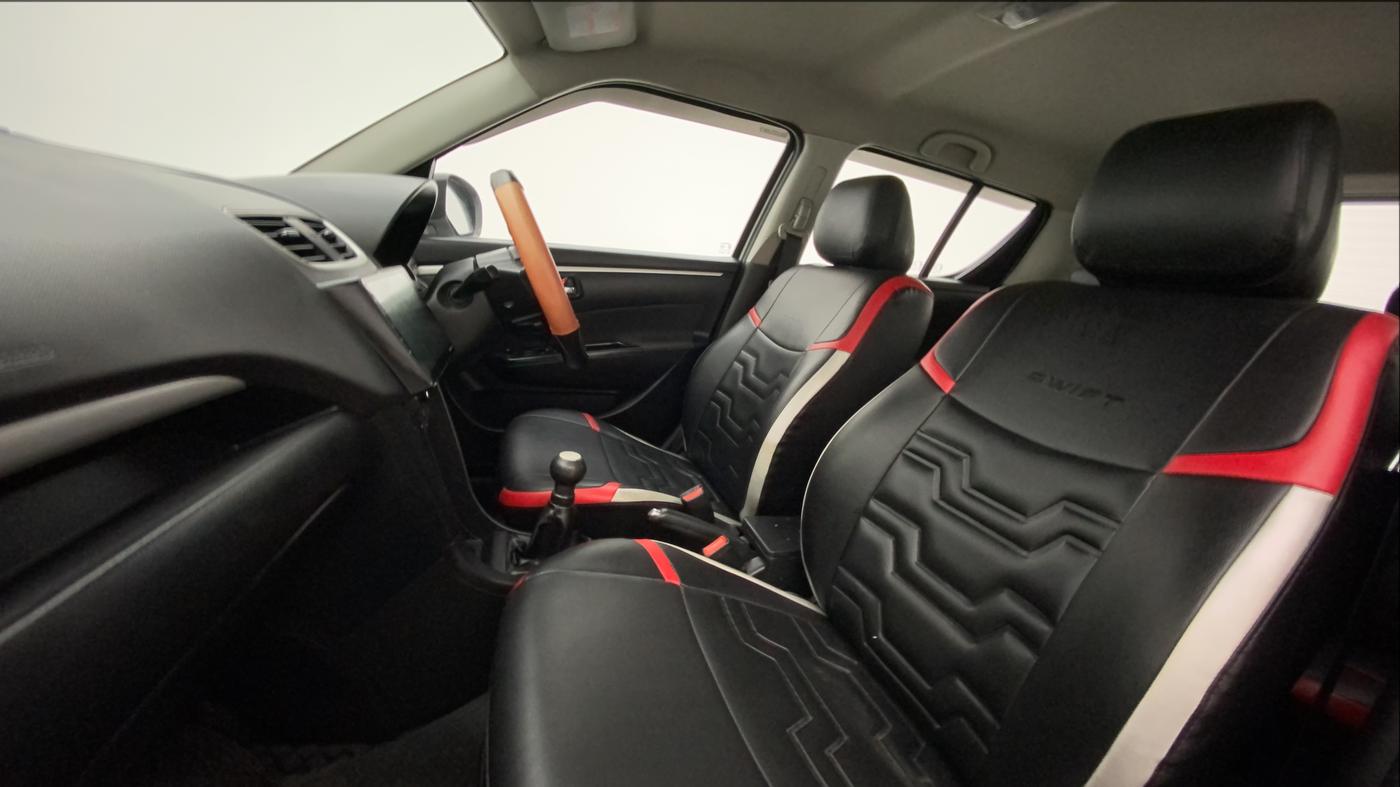 2016 Maruti Swift ZXI, Petrol, Manual, 68,264 km, Right Side Front Door Cabin