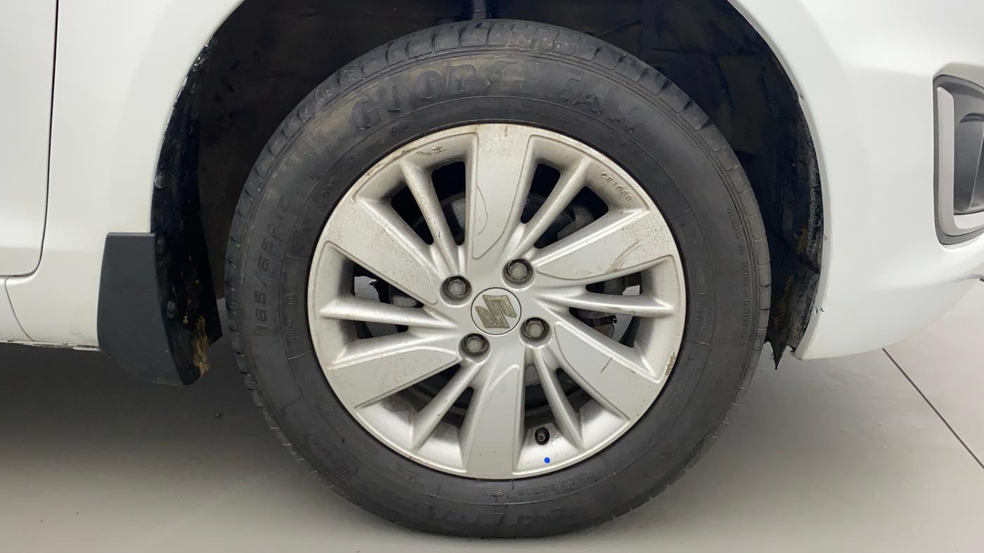 2016 Maruti Swift ZXI, Petrol, Manual, 68,264 km, Right Front Wheel
