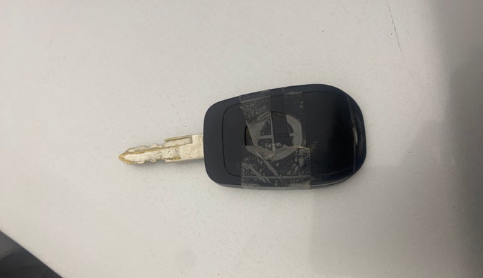 2018 Datsun Redi Go T(O) 1.0 AMT, Petrol, Automatic, 61,404 km, Key Close Up