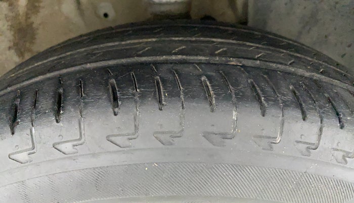 2018 Maruti IGNIS ZETA 1.2 K12, Petrol, Manual, 34,559 km, Right Front Tyre Tread
