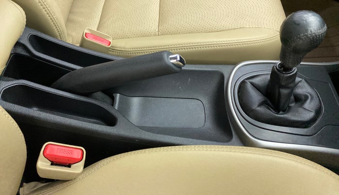 2020 Honda City ZX MT PETROL, Petrol, Manual, 41,239 km, Gear Lever
