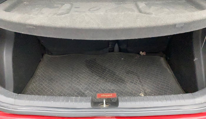 2014 Hyundai Elite i20 ASTA 1.2, Petrol, Manual, 1,15,714 km, Boot Inside