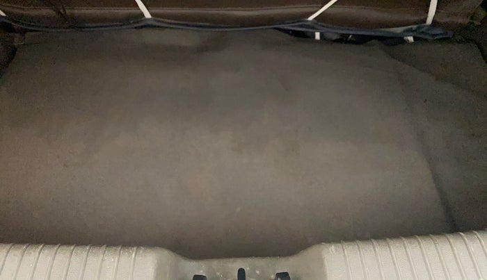 2012 Hyundai i10 SPORTZ 1.2 AT, Petrol, Automatic, 72,999 km, Boot Inside