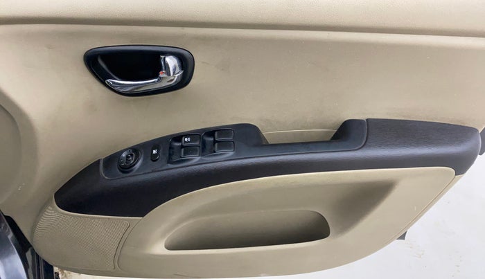 2012 Hyundai i10 SPORTZ 1.2 AT, Petrol, Automatic, 72,999 km, Driver Side Door Panels Control