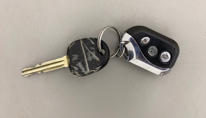 2012 Hyundai i10 SPORTZ 1.2 AT, Petrol, Automatic, 72,999 km, Key Close Up