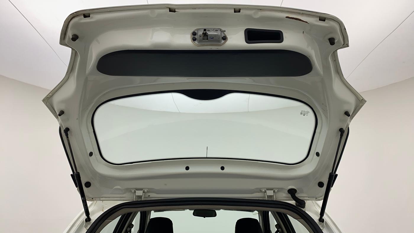 2017 Tata Tiago XT 1.2 REVOTRON, Petrol, Manual, 26,417 km, Boot Door Open