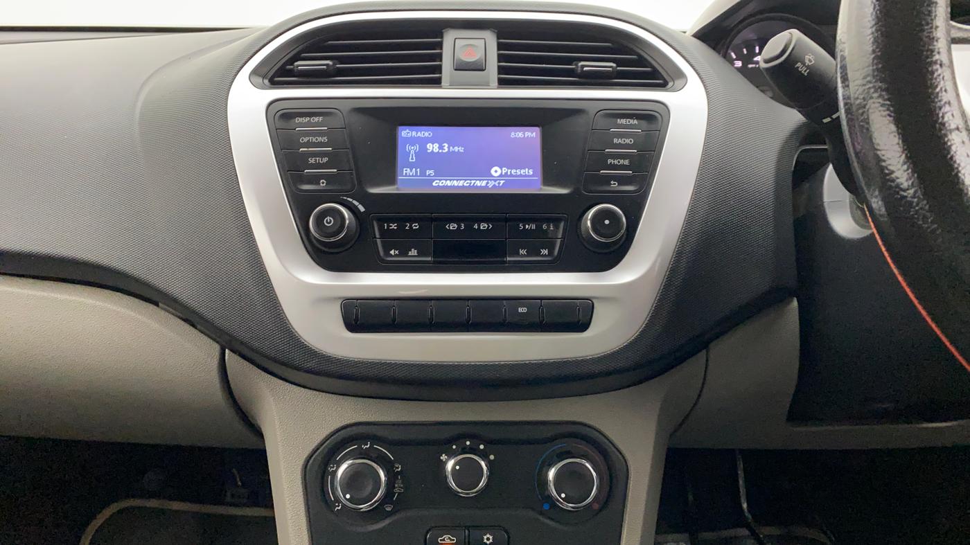 2017 Tata Tiago XT 1.2 REVOTRON, Petrol, Manual, 26,417 km, Air Conditioner