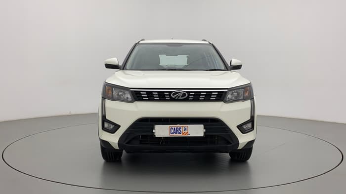 2022 Mahindra XUV300 W6 1.2 PETROL AMT, Petrol, Automatic, 10,007 km, Front