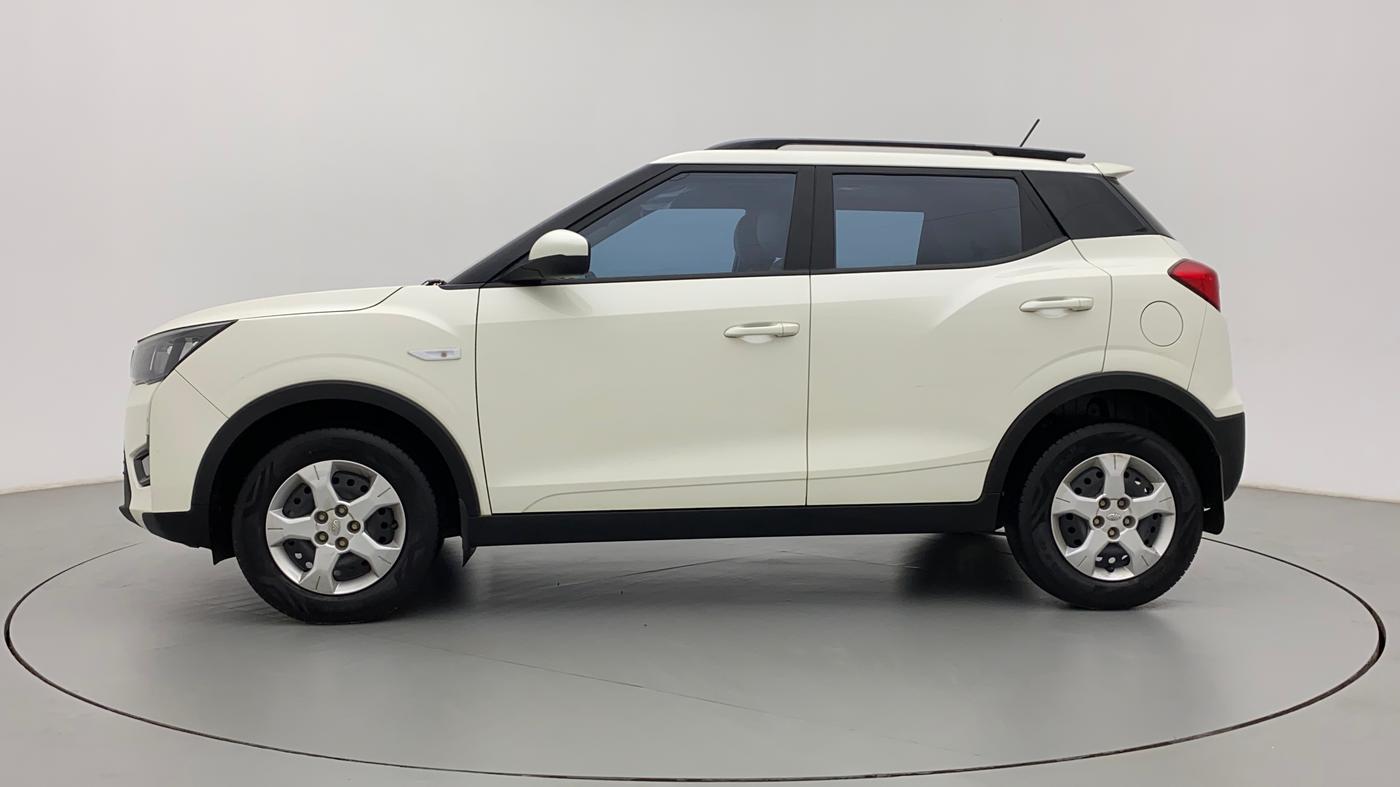 2022 Mahindra XUV300 W6 1.2 PETROL AMT, Petrol, Automatic, 10,007 km, Left Side