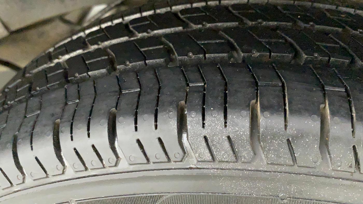 2014 Datsun Go T, Petrol, Manual, 61,683 km, Left Rear Tyre Tread