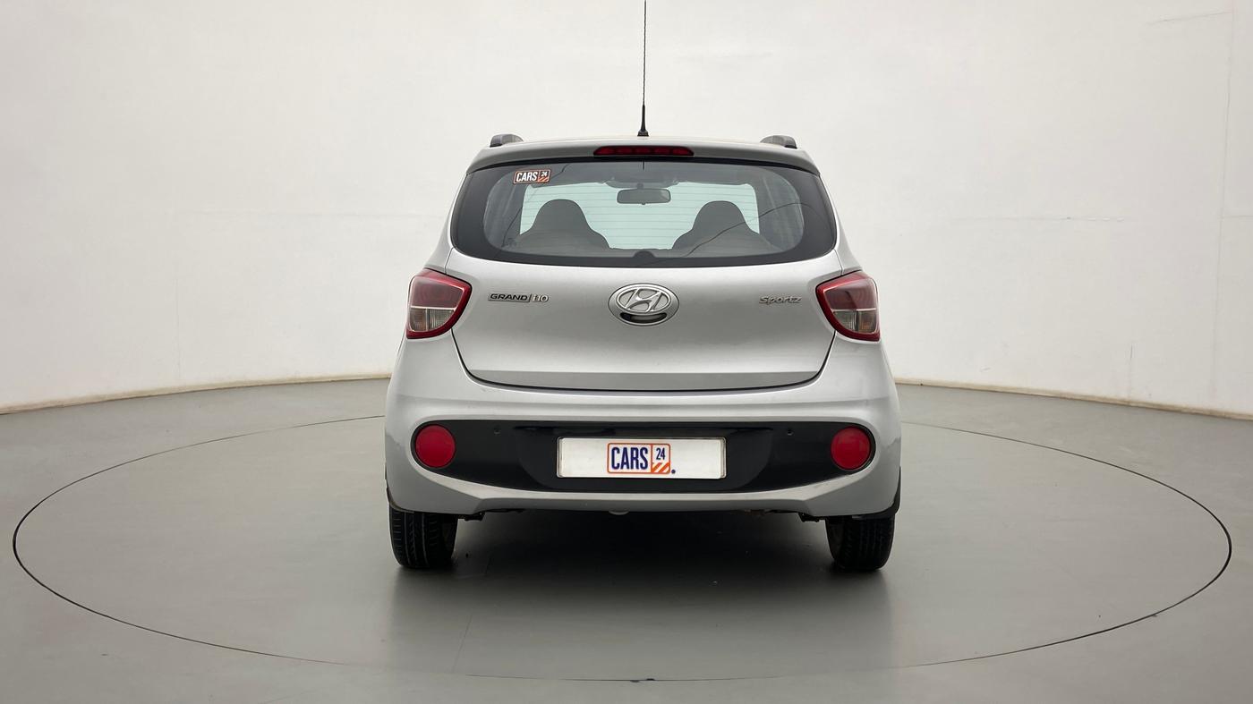 2018 Hyundai Grand i10 SPORTZ AT 1.2 KAPPA VTVT, Petrol, Automatic, 67,778 km, Back/Rear