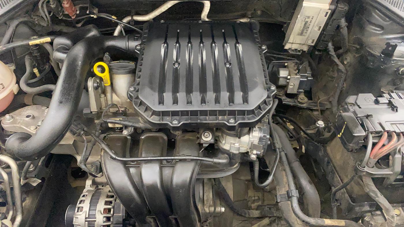 2019 Volkswagen Polo HIGHLINE PLUS 1.0 16 ALLOY, Petrol, Manual, 38,883 km, Engine View