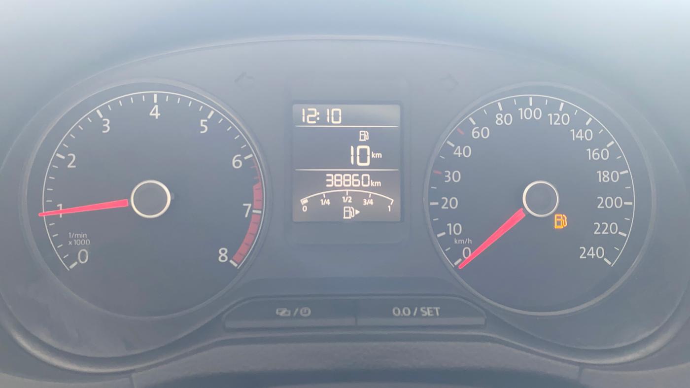 2019 Volkswagen Polo HIGHLINE PLUS 1.0 16 ALLOY, Petrol, Manual, 38,883 km, Odometer Image